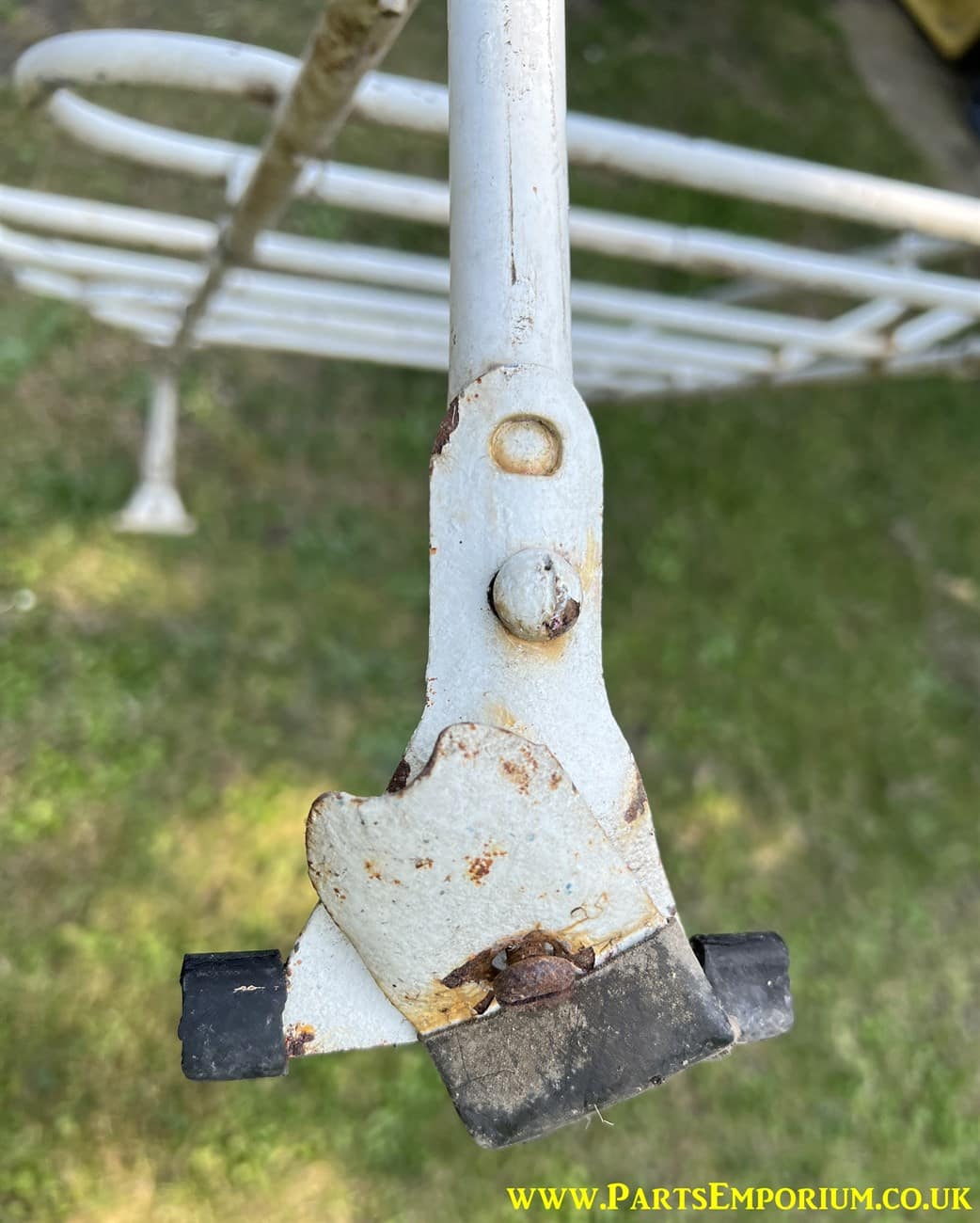 Authentic 1960s style Cab Rack - Image 7