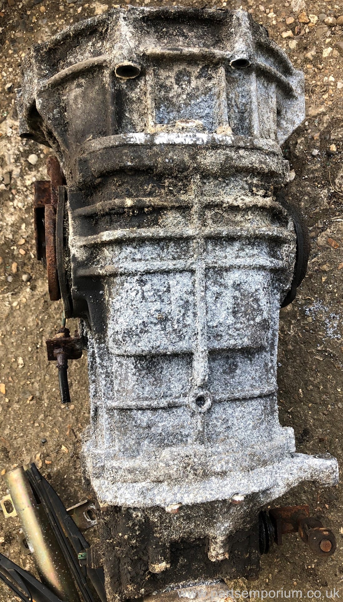 Early T25 Camper Diesel gearbox - Image 3