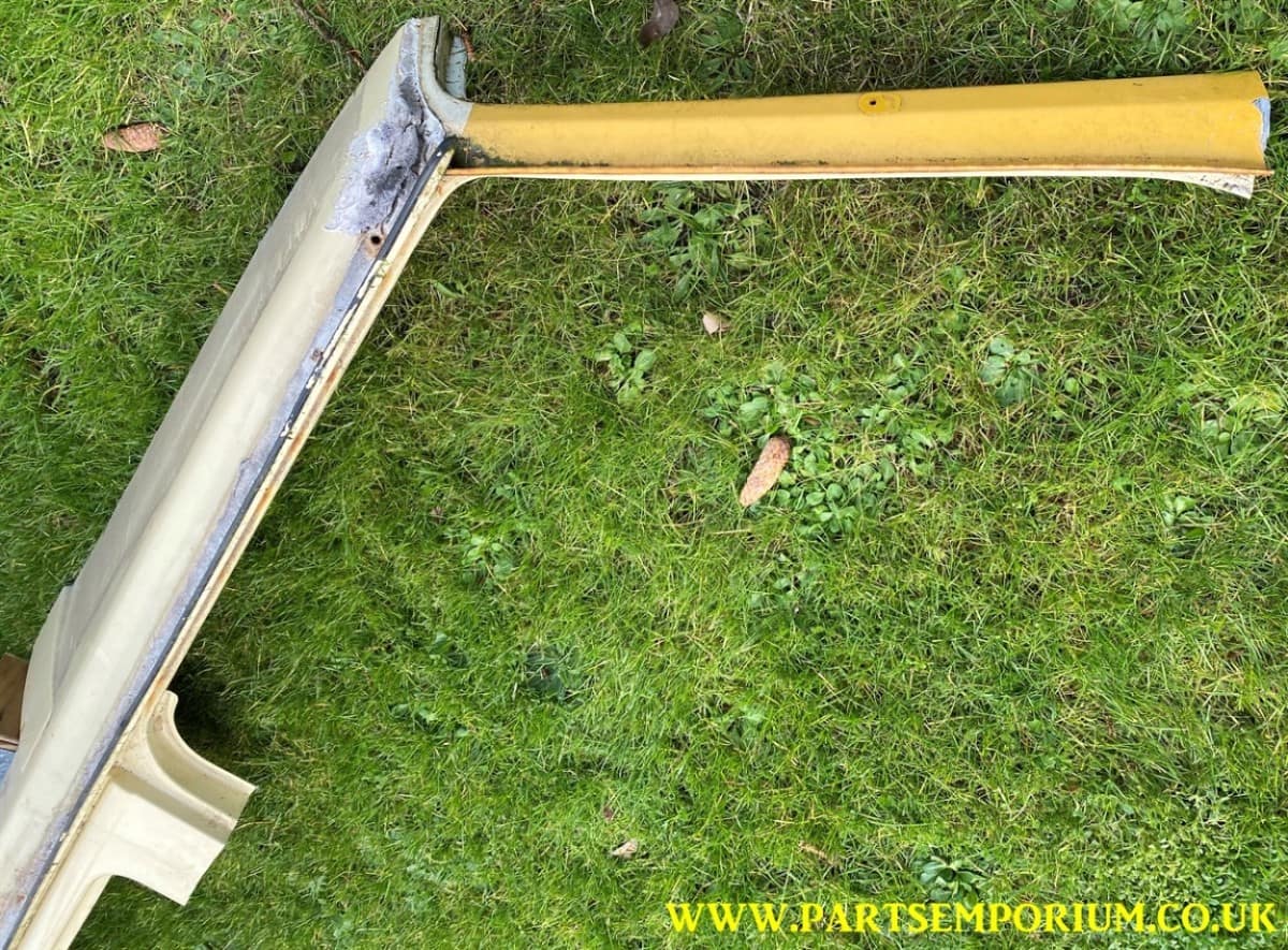 T3 T25 roof gutter side pillar corner = Large Body cut - Image 2