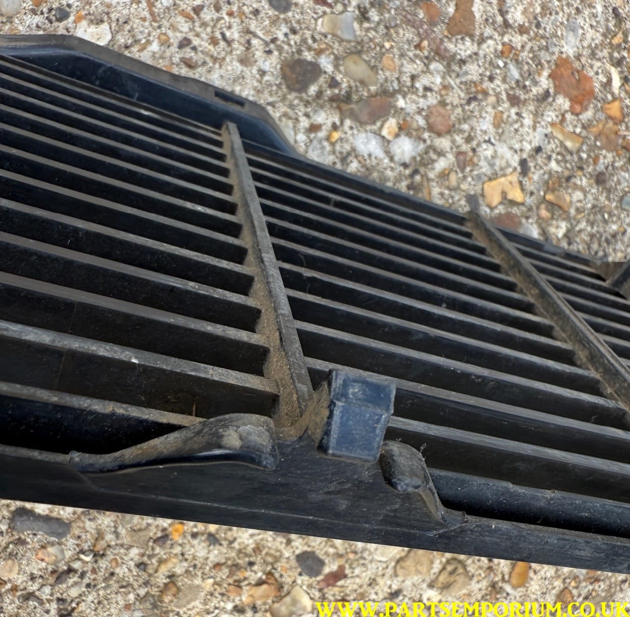 Mk1 Golf original grill - Single headlamp - Image 8