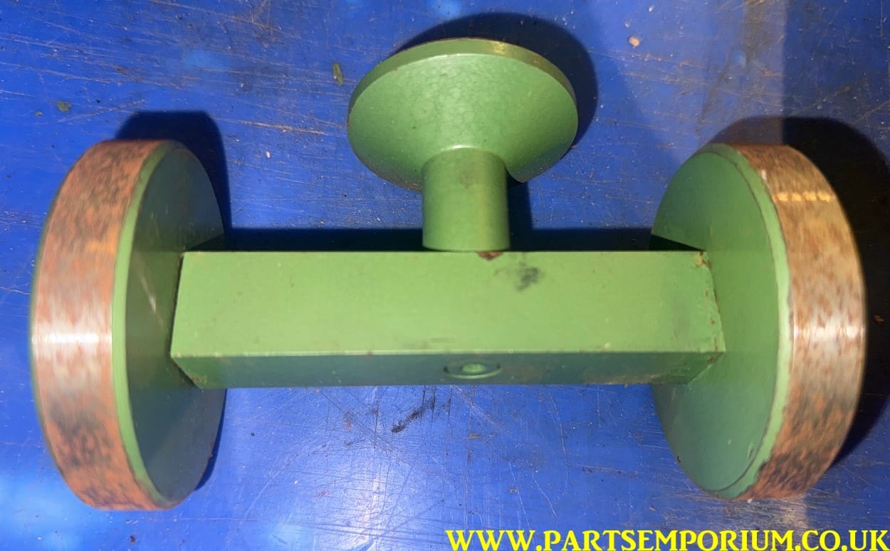 VW Special Tool Gearbox Tool VW30-200 VW30-201 VW30-202 VW30-203? Matra - Image 7
