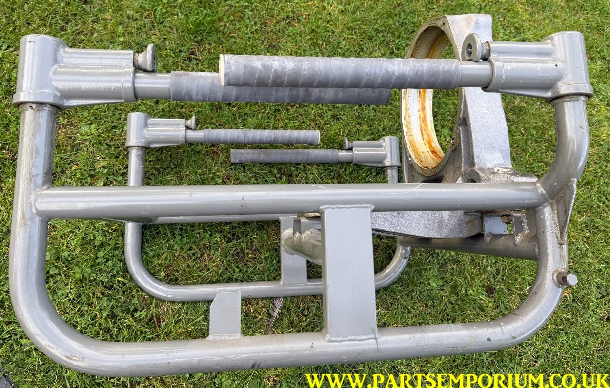 VW stationary engine industrial engine stand - Image 12