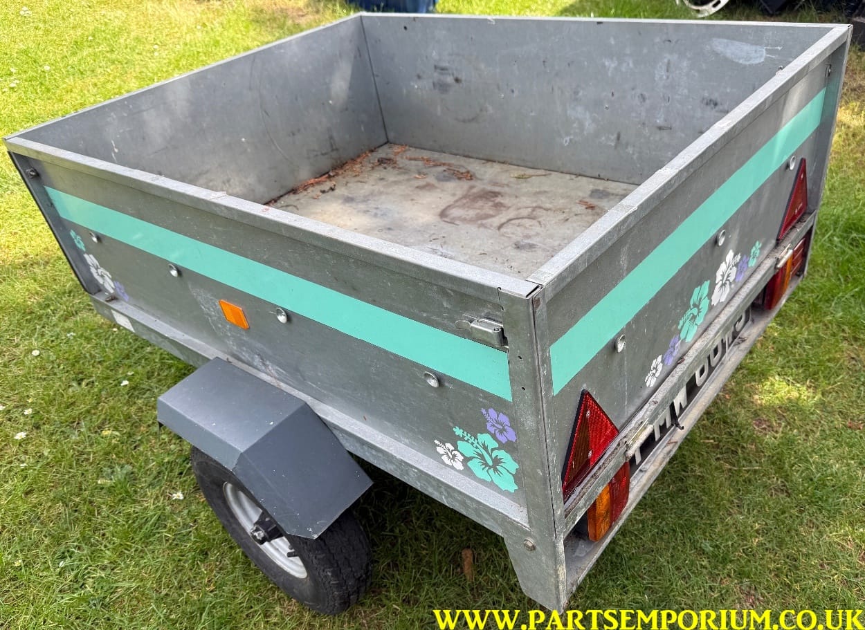 Erde Tipping Trailer - Great for Camper van