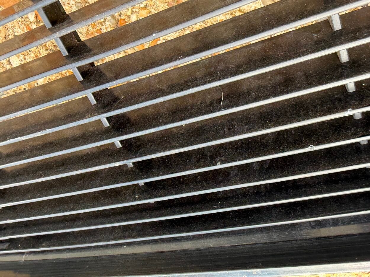 Vw Passat Mk1 B1 Front Radiator Grille Genuine 321853653B Broken Clip - Image 10