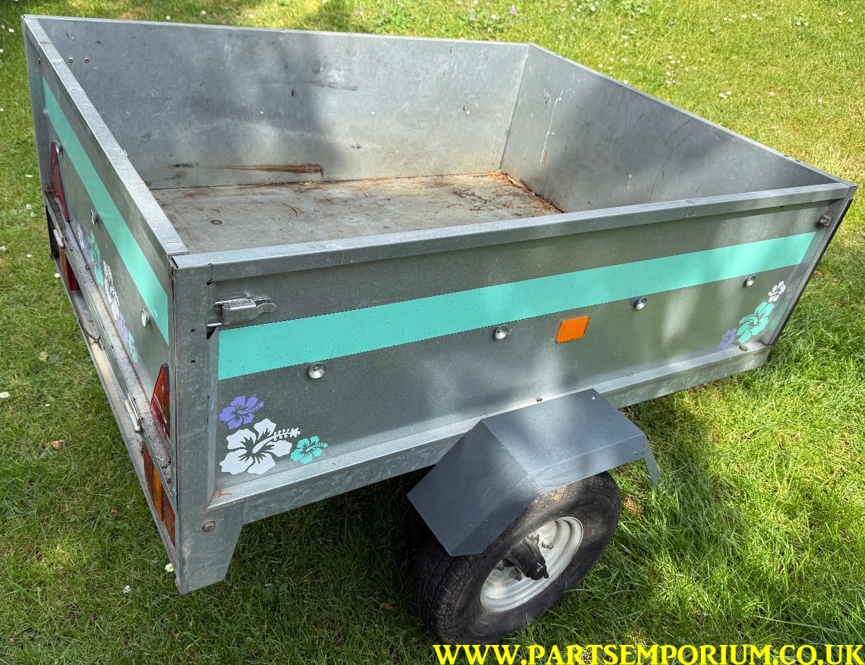 Erde Tipping Trailer - Great for Camper van - Image 3