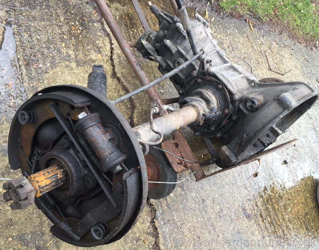 VW Beetle Gearbox swing axle - Image 3