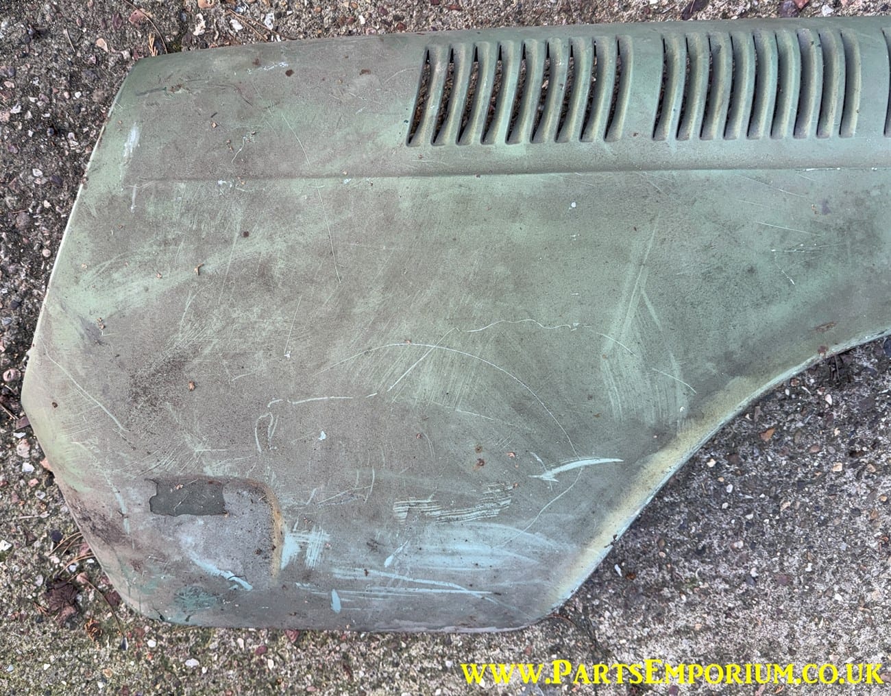 VW type 3 Right rear wing - Image 5