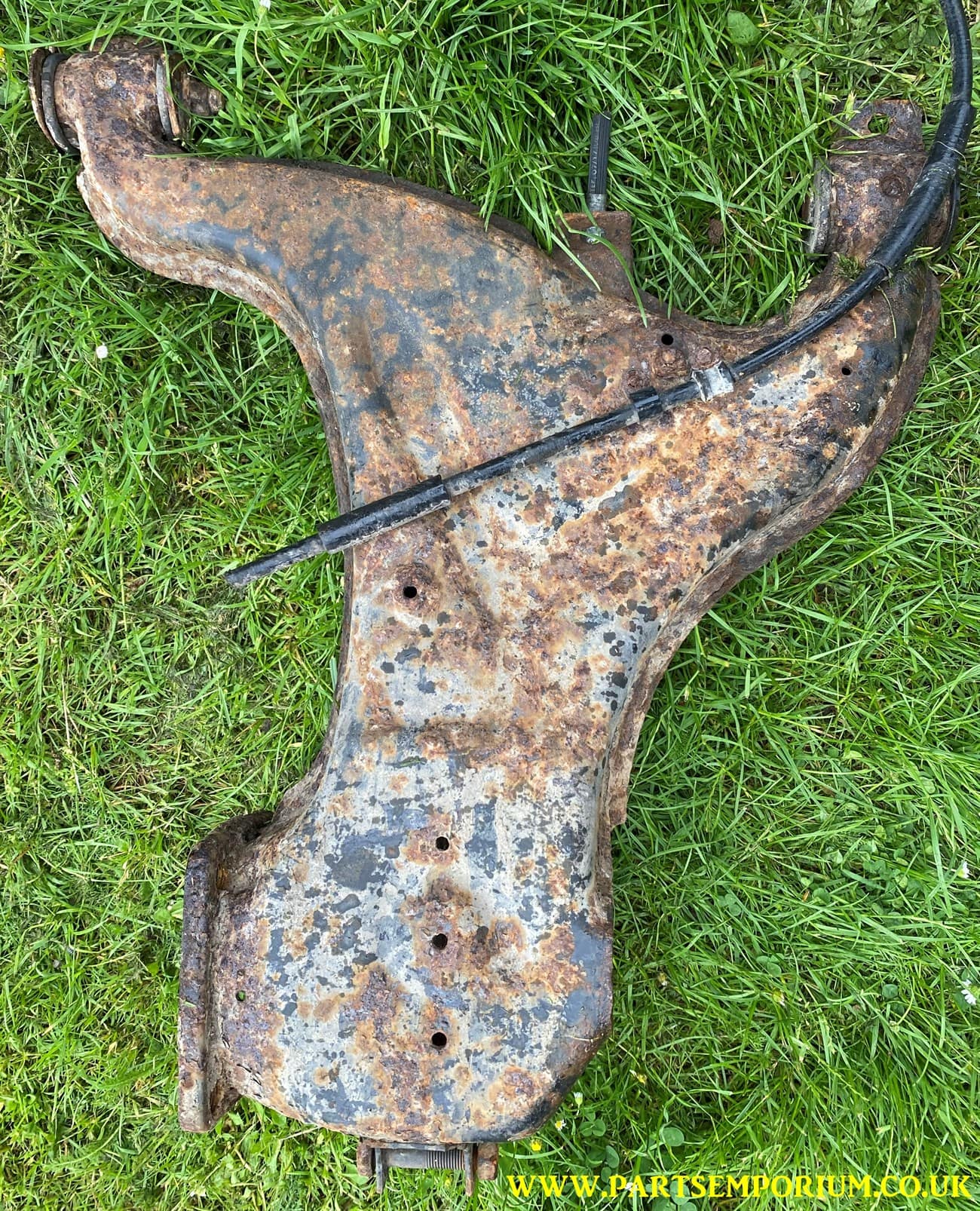 VW T25 Rear Trailing Arm wishbone - K - Image 8