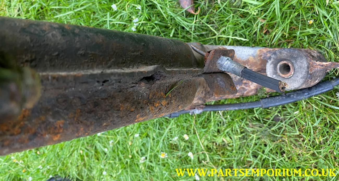 VW T25 Rear Trailing Arm wishbone - K - Image 10