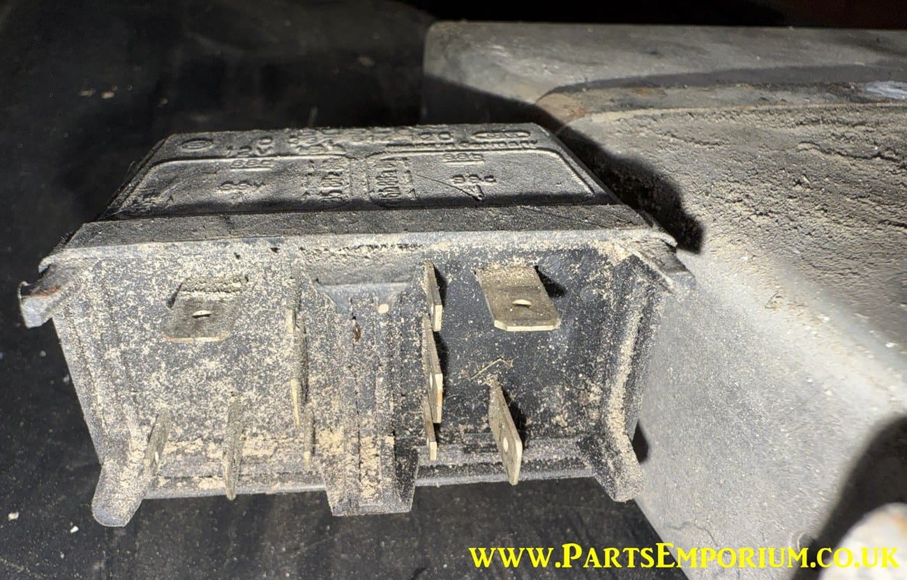 Fuel Injection ECU - 043906021d - Image 6