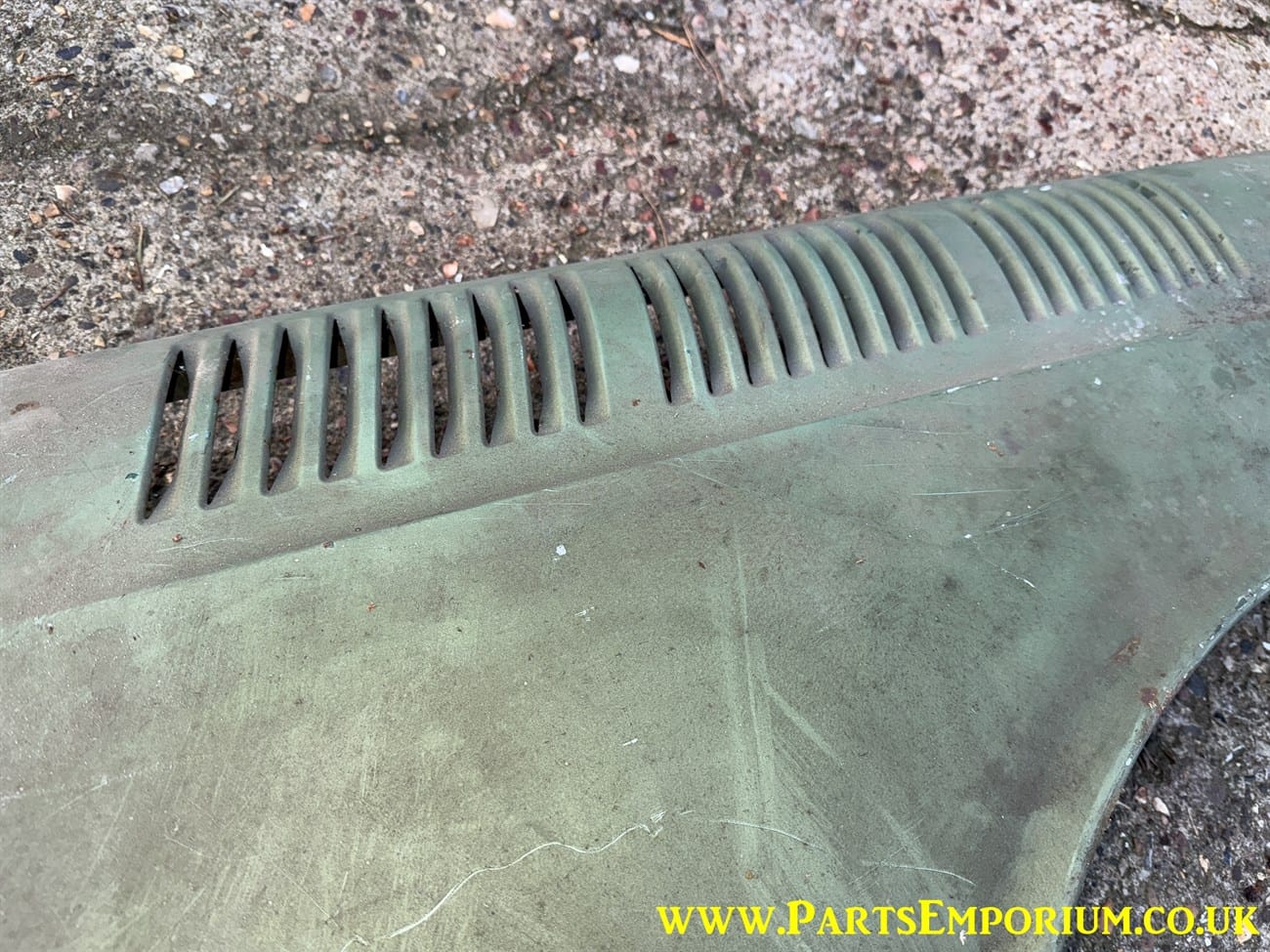 VW type 3 Right rear wing - Image 12