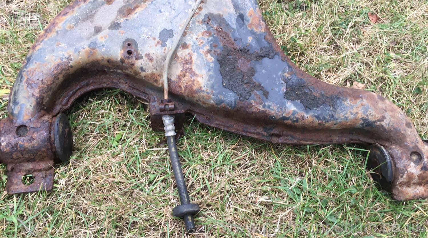 VW T25 Rear Trailing Arm wishbone T3 - C - Image 2