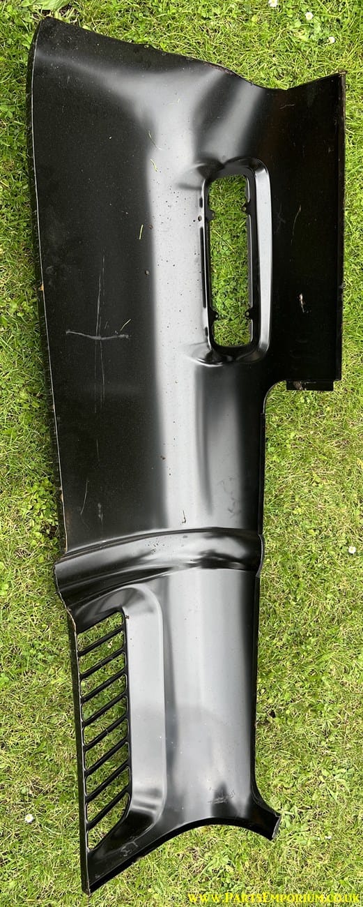 NOS Late Bay Rear corner