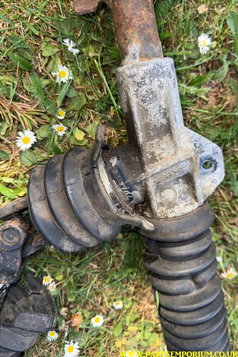 VW Golf MK1 steering rack - Image 11