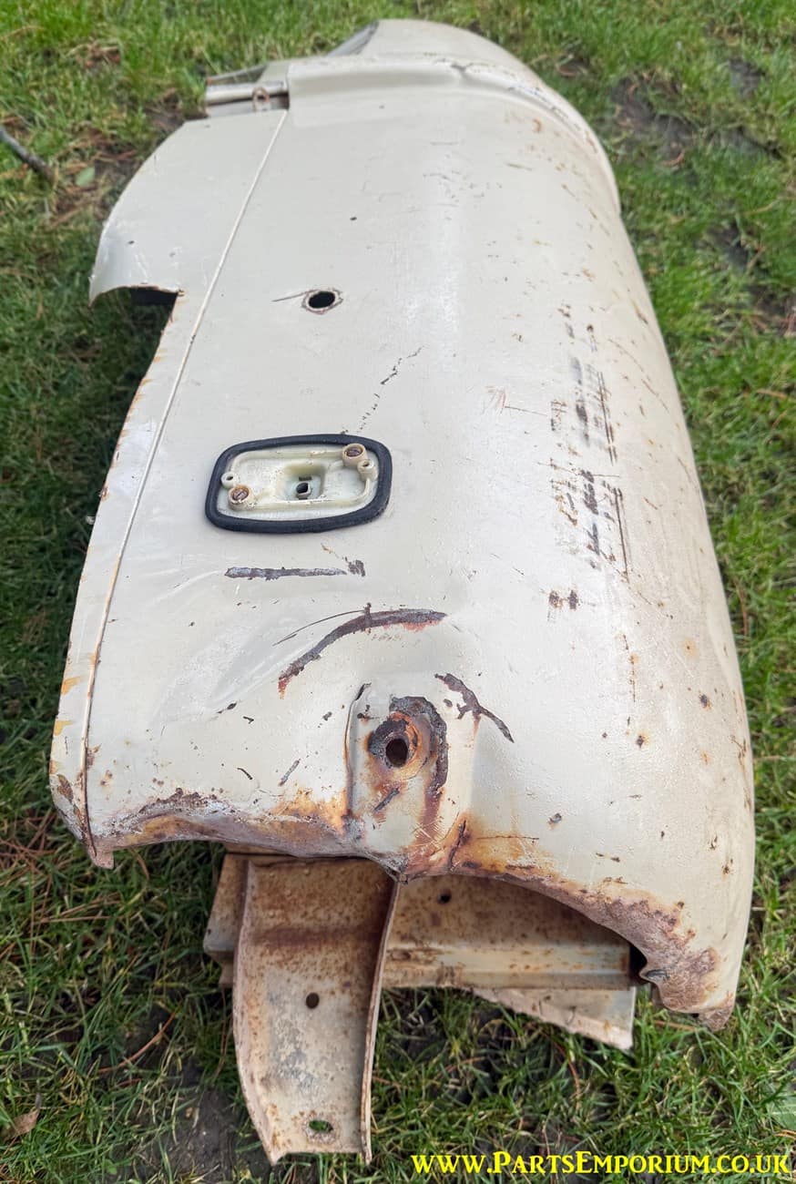 Early VW Bay window Rear corner body cut - Image 18