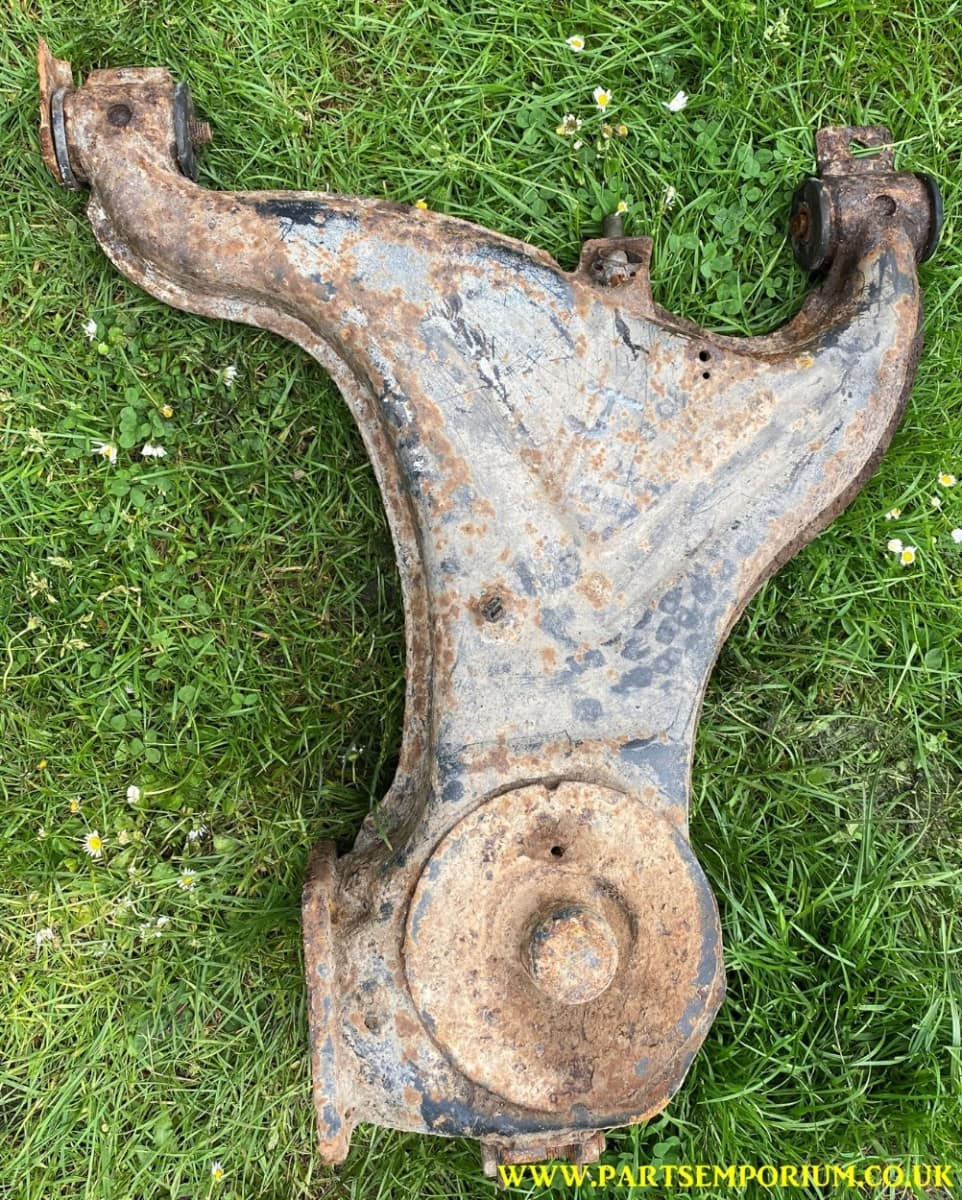 VW T25 t3 Rear Trailing Arm wishbone J
